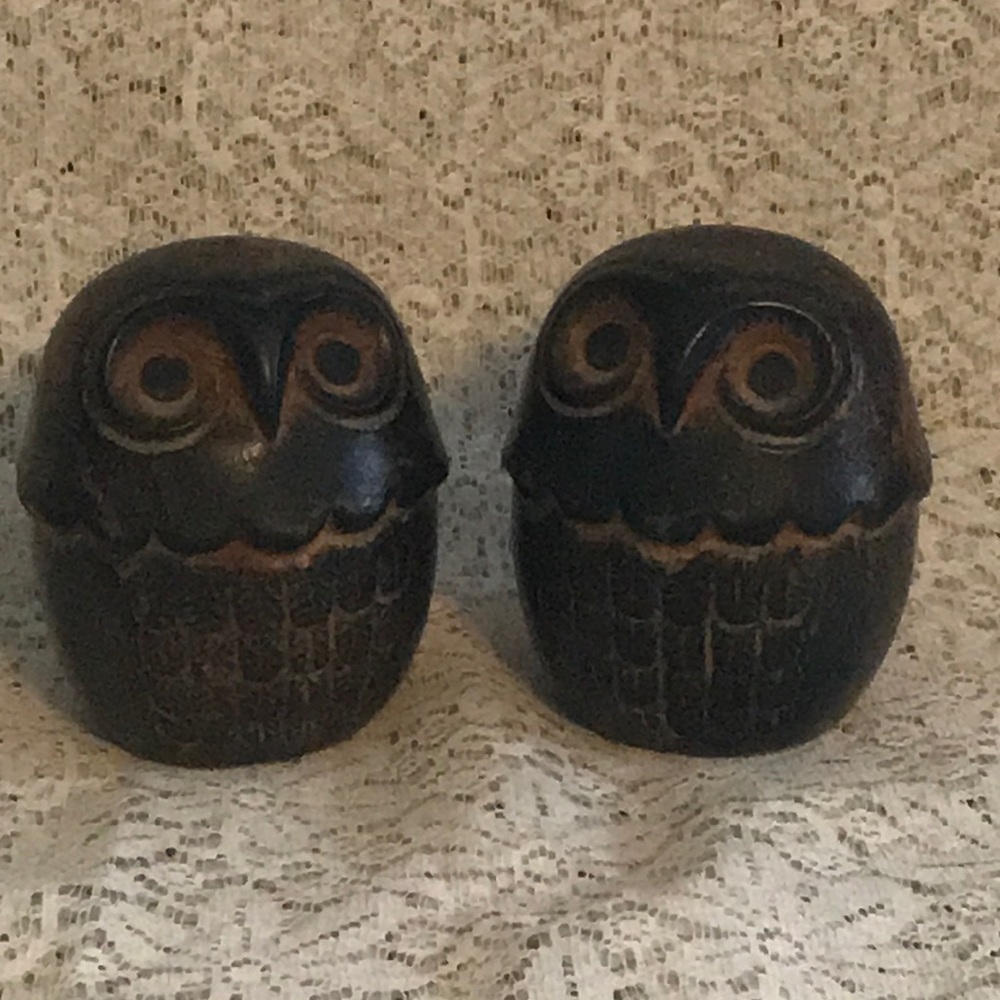 Brown iron ware owl salt and pepper